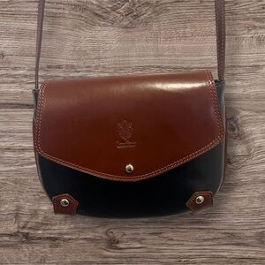 Vera Pelle Genuine Italian Leather Crossbody Bag